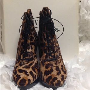 Steve Madden Sesto Leopard